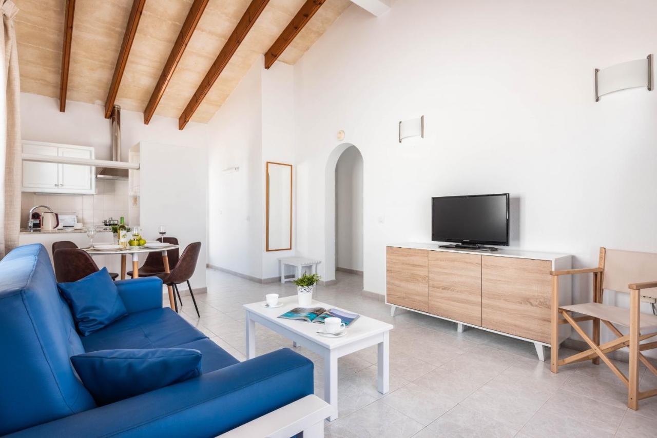Rimar 4, 2 Bedroom Apartment, Cap D'Artrutx Cala en Bosch Kültér fotó