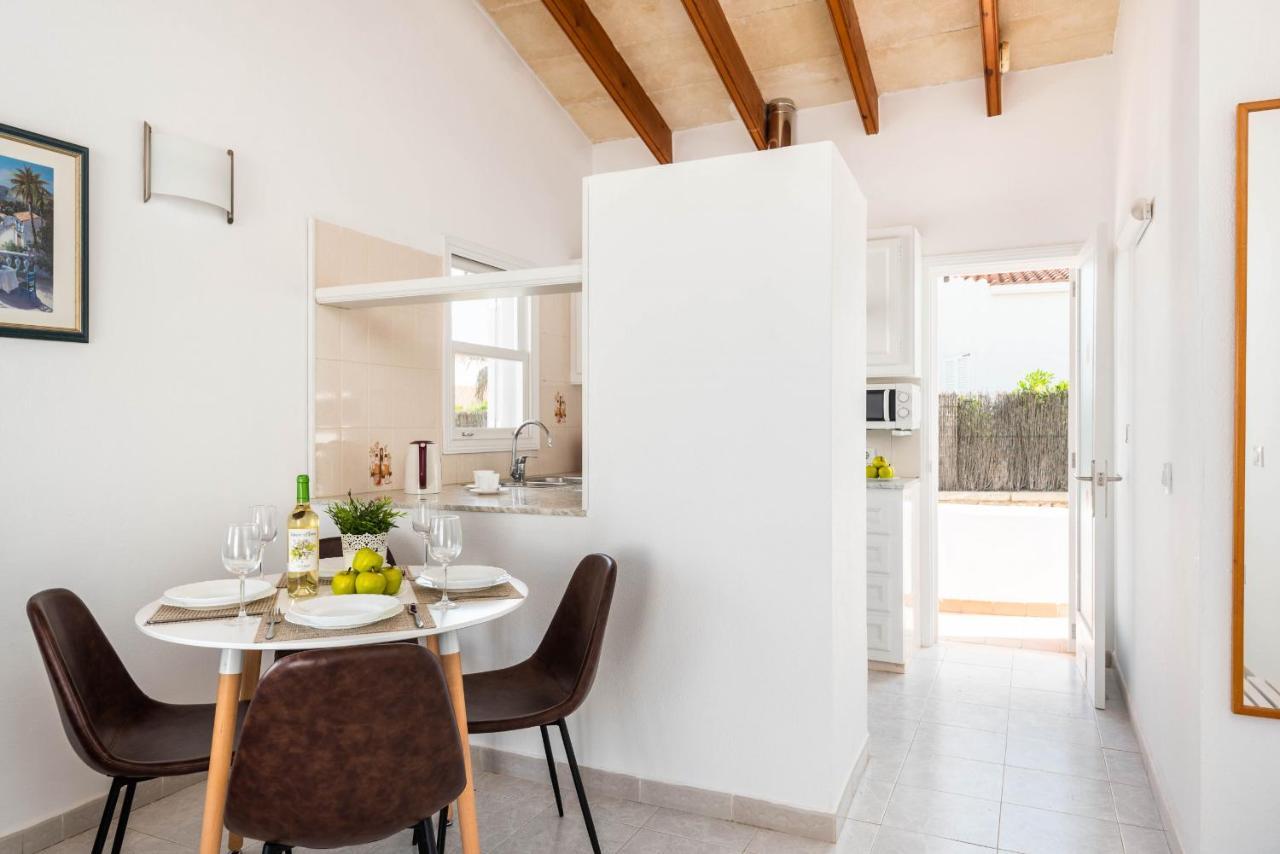 Rimar 4, 2 Bedroom Apartment, Cap D'Artrutx Cala en Bosch Kültér fotó